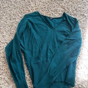 Crop tailored sweater